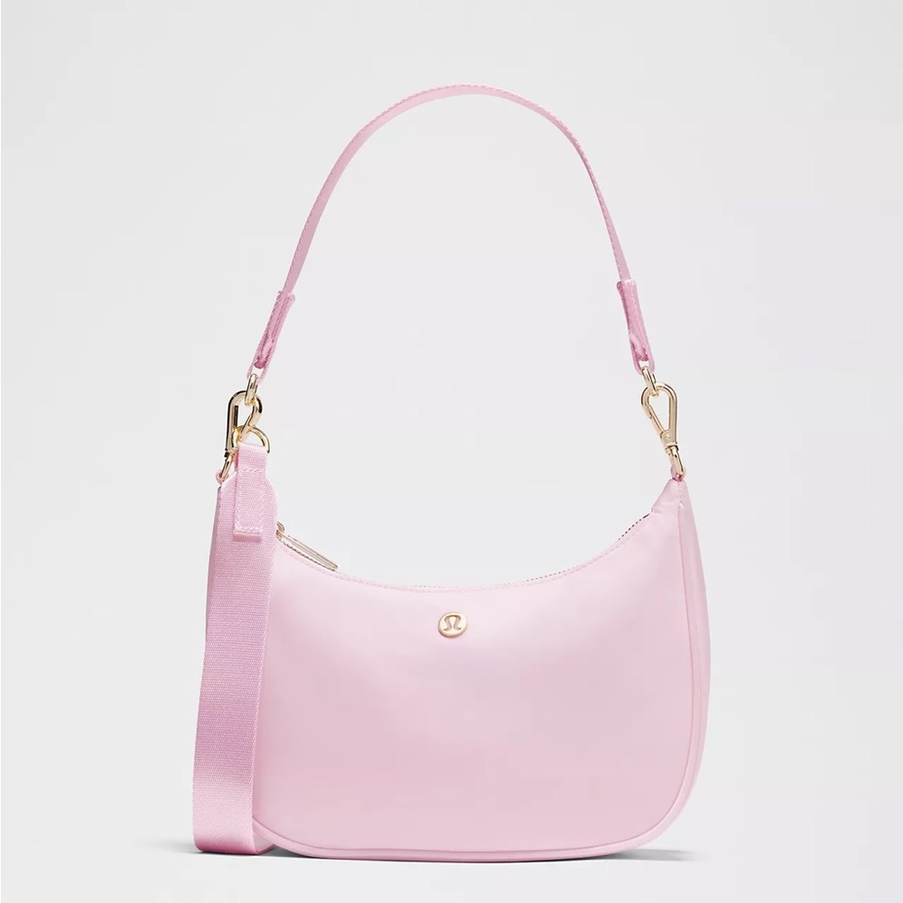 Lululemon City Essentials Small Shoulder Bag 3L- Blissful Pink